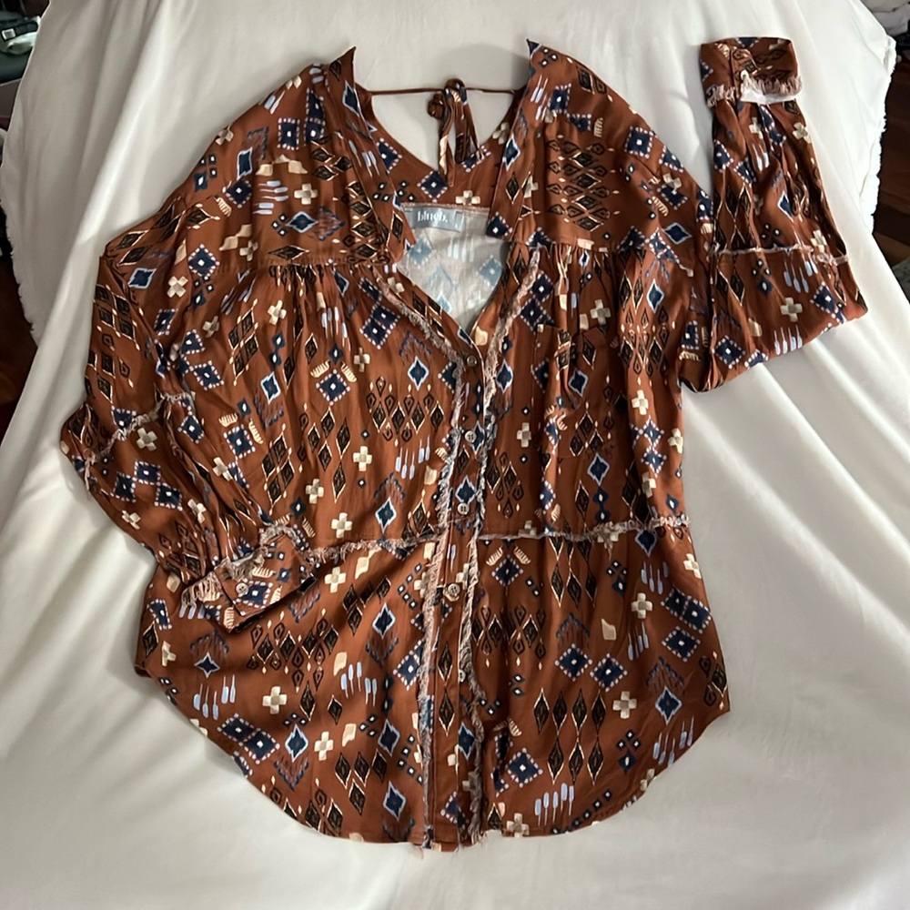 Boutique button up